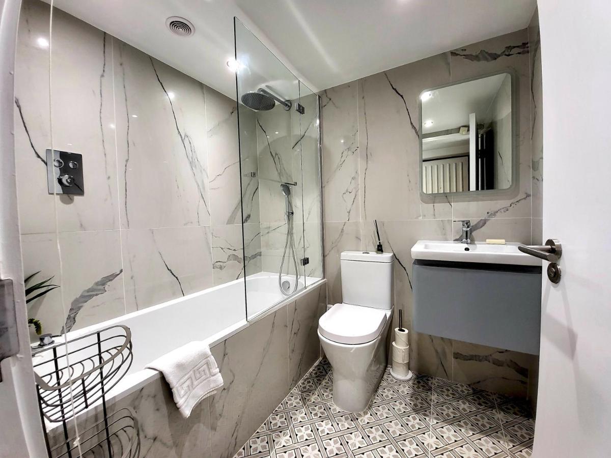 Апартаменты Jacobs Court Йорк Экстерьер фото