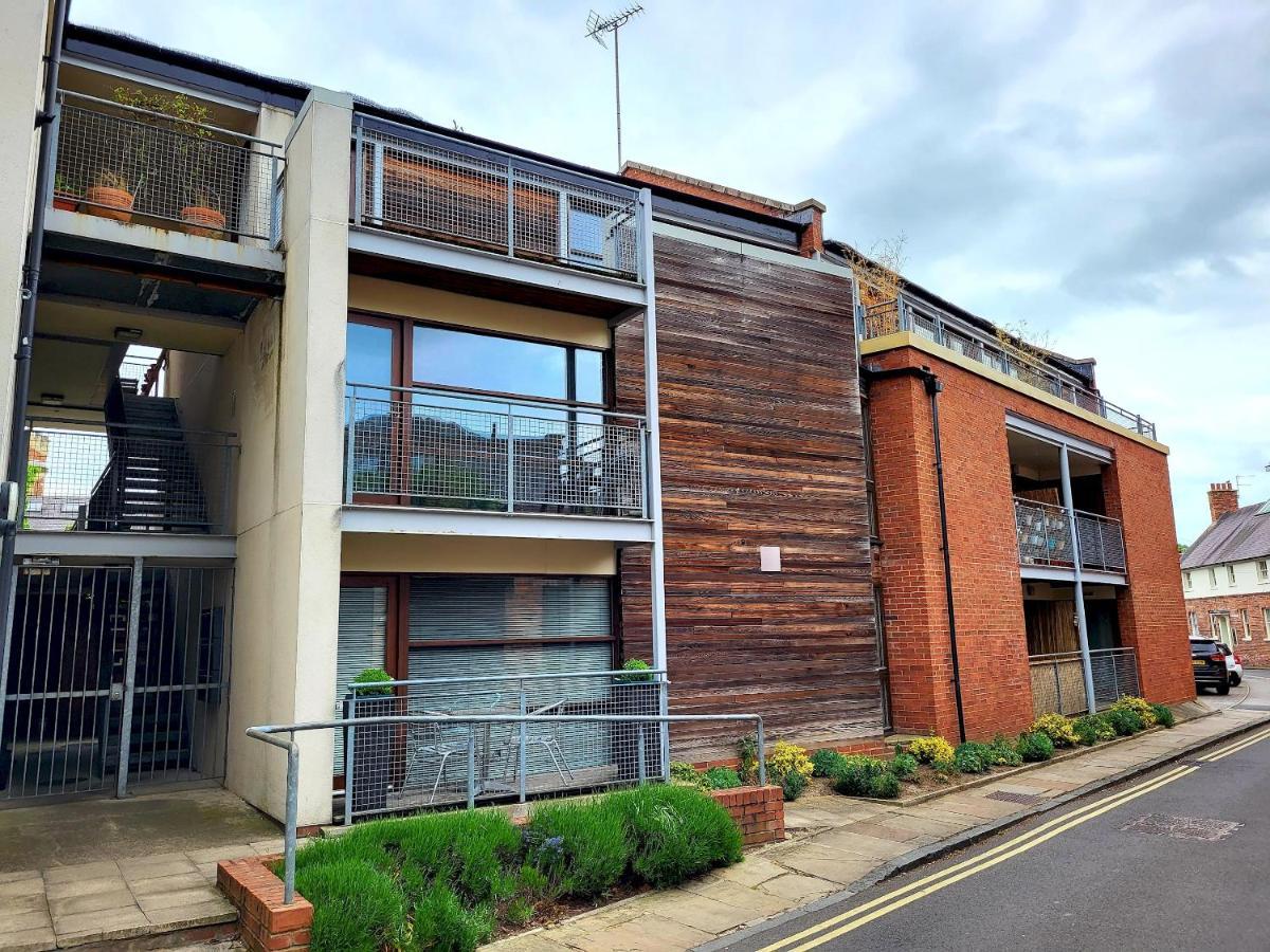 Апартаменты Jacobs Court Йорк Экстерьер фото